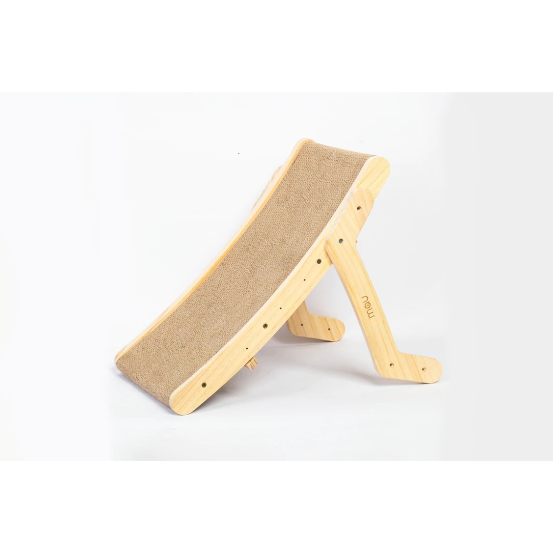 Emory Cat Scratcher by Mau Pets
